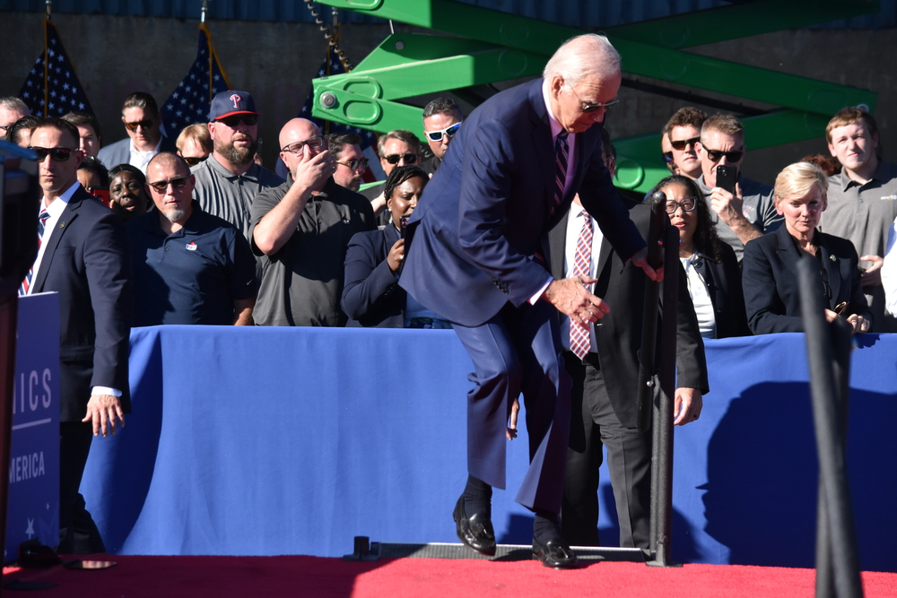 Biden Stumbles Off Stage Again After Heckling, Rambling Trump Attacks at Democrat Casino Gala