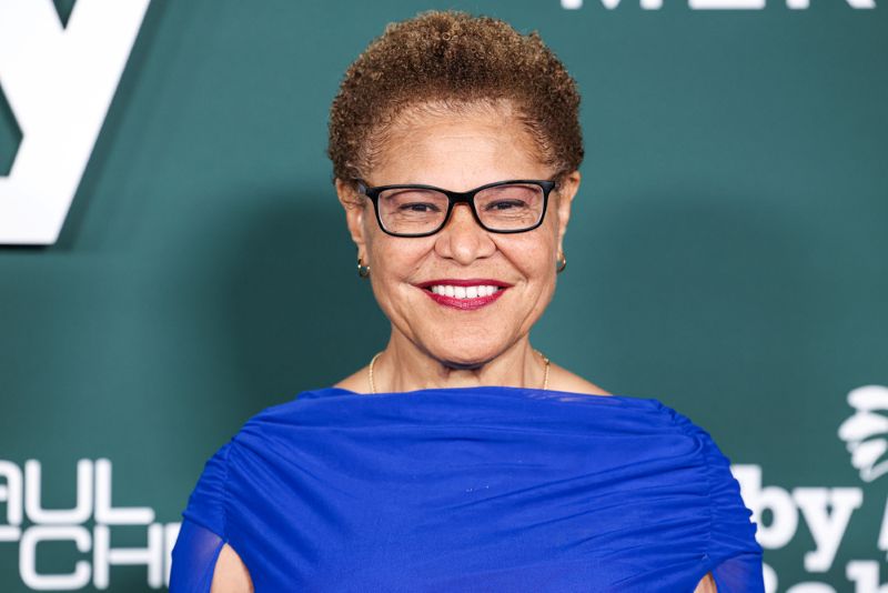 Karen Bass Wants to Buy Meth Addicts New Teeth Because That's Definitely LA's Biggest Problem